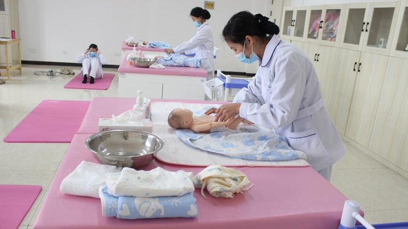 辅食机，如何正确使用才能守护宝宝的健康饮食？**